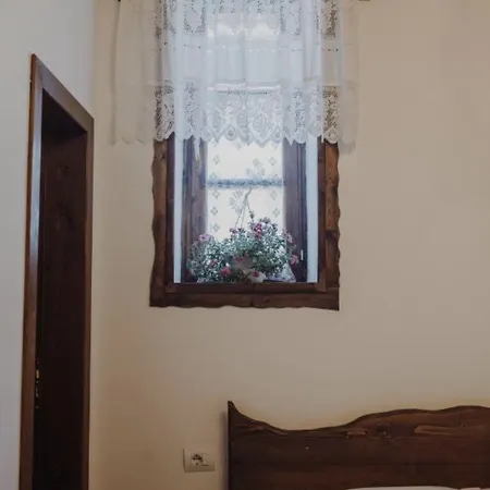 Hotel Tradita E Beratit