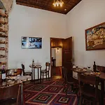 酒店 Tradita E Beratit 培拉特
