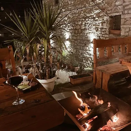 Tradita E Beratit 4*