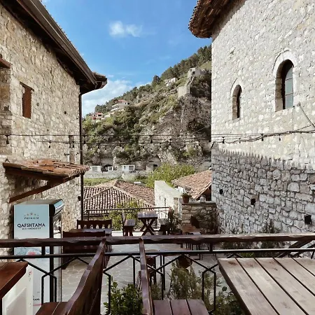 Tradita E Beratit 4* Berat