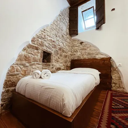 Tradita E Beratit 4* Berat