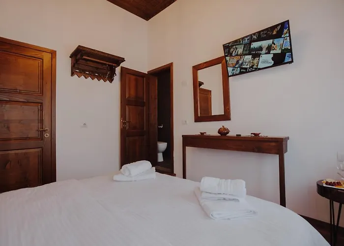 Tradita E Beratit Hotel 4*