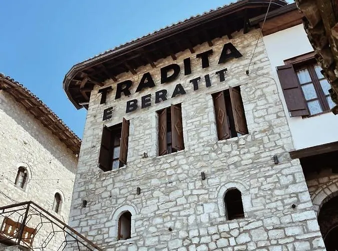 Tradita E Beratit Hotel Berat