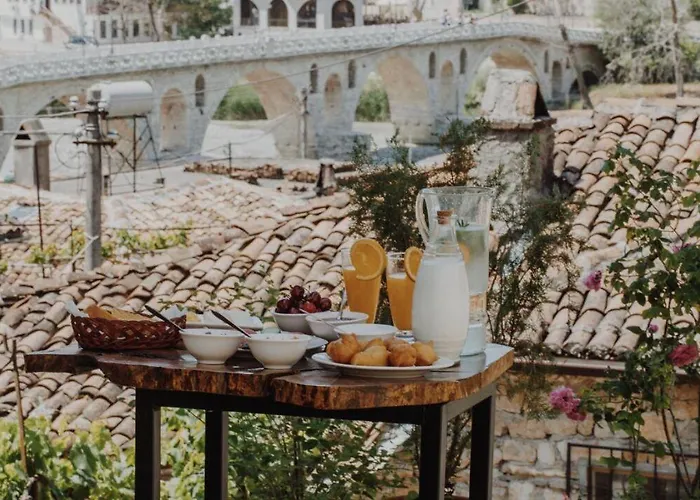 Tradita E Beratit 4* Berat