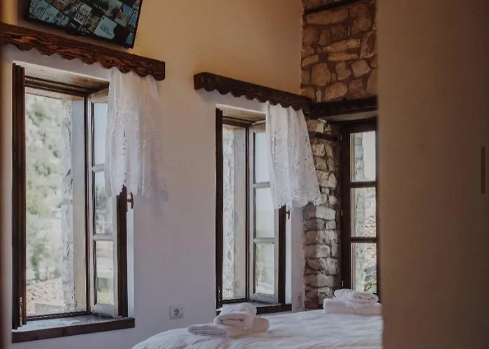 Tradita E Beratit Hotel Berat